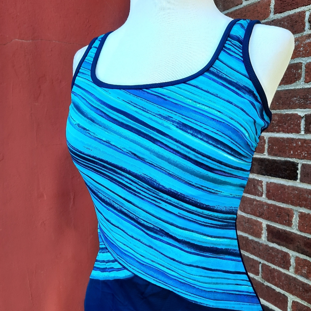 Lands' End Swim Slimming Asymmetric Stripe Padded Bra Top Wireless One Piece 12P - Picture 2 of 11